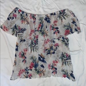American Eagle Off-the-shoulder Top